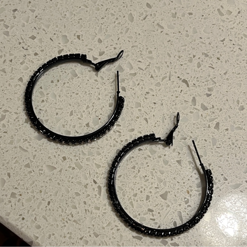 Classic Elegant Rhinestone Black Round Hoop Earrings - Picture 6 of 10